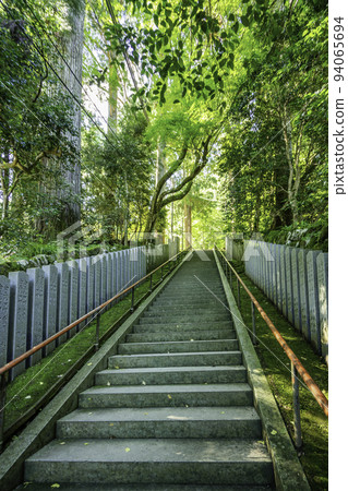 Mitokusan Sanbutsuji stone steps, Misasa-cho, Tottori prefecture 94065694