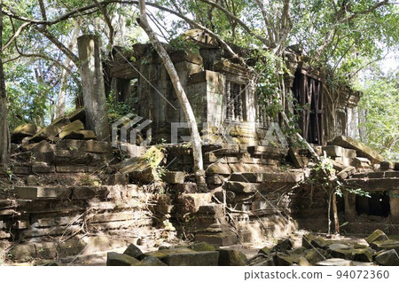 Angkor Ruins Beng Mealea Shrine 94072360