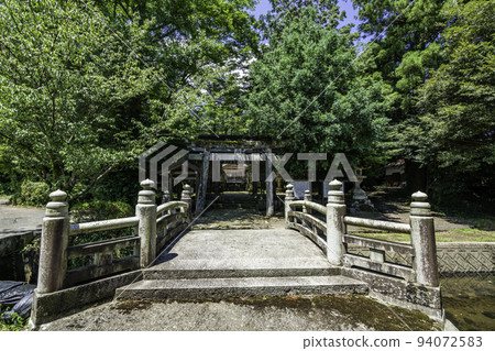 鹿野勝穀神社神橋和鳥居門鳥取縣鳥取市 94072583