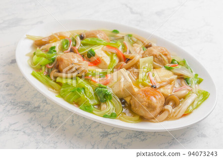 Meatballs and tofu with vegetable paste Meatballs and tofu with vegetable paste 94073243
