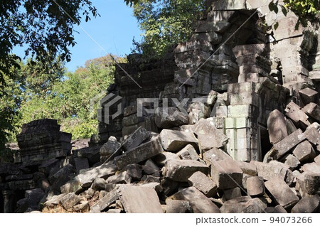 Beng Melia in Siem Reap Angkor ruins 94073266