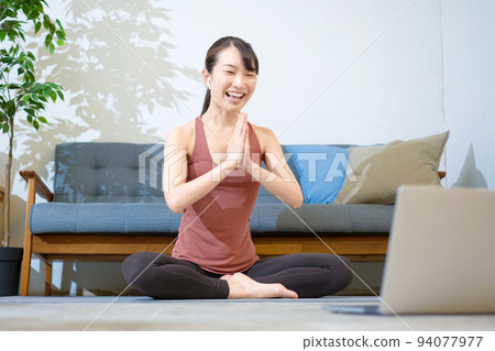 瑜伽在線課程 94077977