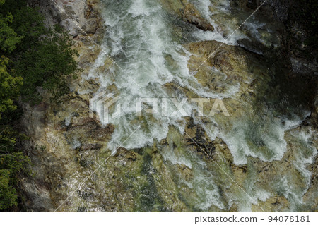 水上町、利根川、諏訪京的潮流 94078181