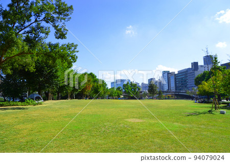 大阪中之島公園草坪廣場 大阪中之島公園草坪廣場 94079024