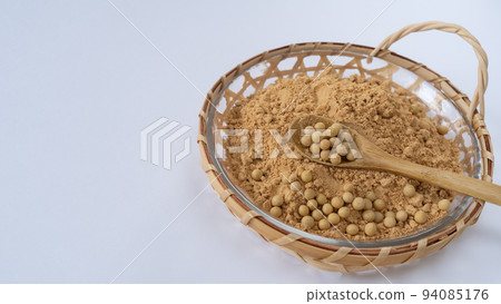 Kinako and soybeans Kinako and soybeans 94085176