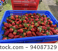 lots of strawberries 94087329