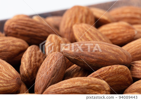Unglazed almonds Unglazed almonds 94089443
