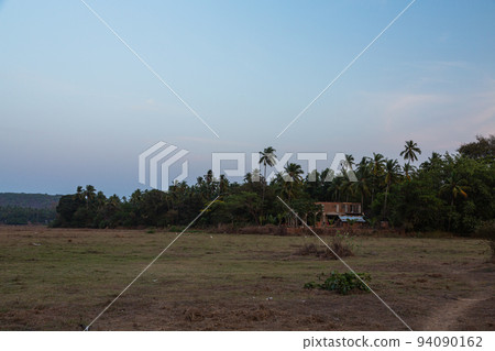前往印度果阿安朱納海灘途中的風景 94090162