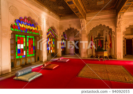 Moti Mahal，位於印度焦特布爾 Mehrangarh 堡的珍珠宮。 94092055