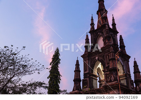 黃昏的印度高知城市景觀 94092169