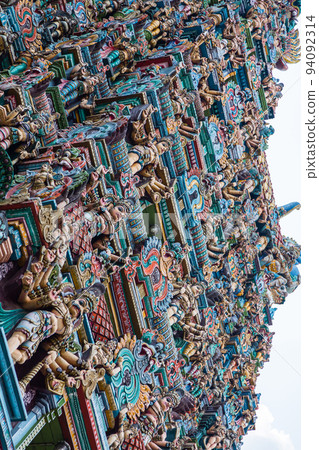West Gate of Meenakshi Temple in Madurai, India West Gate of Meenakshi Temple in Madurai, India 94092314