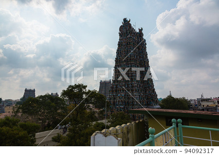 Pagoda of Meenakshi Temple in the city of Madurai, India 94092317