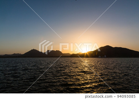 Faye Sagar Lake in Udaipur, India and the Udaipur Solar Observatory floating on the lake Faye Sagar Lake in Udaipur, India and the Udaipur Solar Observatory floating on the lake 94093085