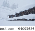 白川鄉五箇山雪景（岐阜縣，世界遺產） 94093626