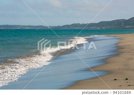 靜岡縣牧之原市相良陽光海灘的海浪 94101889