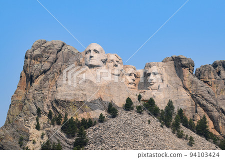 拉什莫爾山上的四位總統雕塑（美國） 94103424