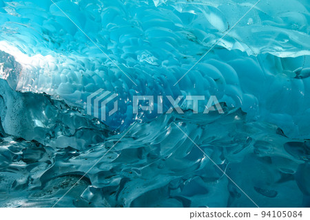 門登霍爾冰川冰洞(美國阿拉斯加) 門登霍爾冰川冰洞(美國阿拉斯加) 94105084