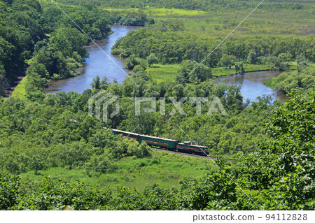 Norokko running through the Kushiro Marsh 94112828