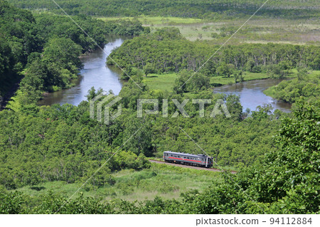 Vehicles running in Kushiro Marsh Vehicles running in Kushiro Marsh 94112884