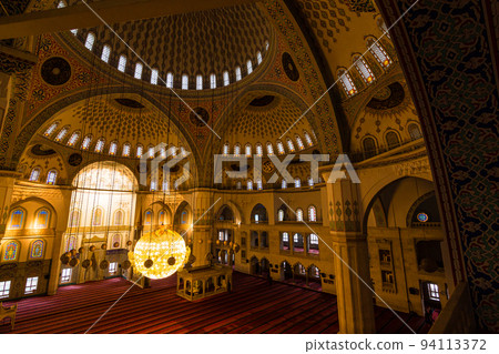 土耳其首都安卡拉 Kocatepe Mosque 教堂內 94113372