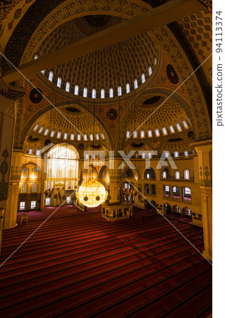 土耳其首都安卡拉 Kocatepe Mosque 教堂內 94113374