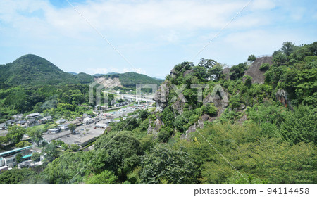 Tsunagi Town and Shigeiwa Rock Tsunagi Town and Shigeiwa Rock 94114458
