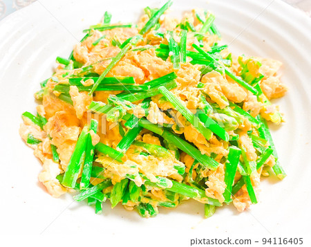 Chinese home-cooked Chinese fried chicken egg 94116405