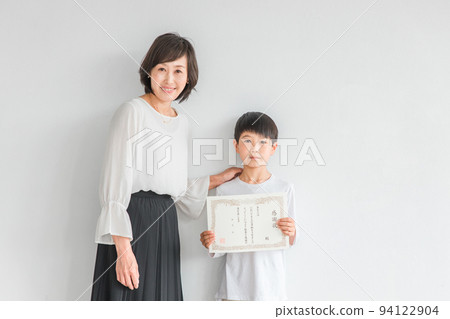 Children and women with letters of appreciation (teacher/mama) Children and women with letters of appreciation (teacher/mama) 94122904