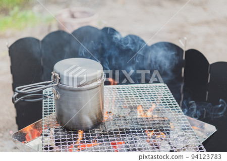 Camping equipment Bonfire Cooking image material Camping equipment Bonfire Cooking image material 94123783
