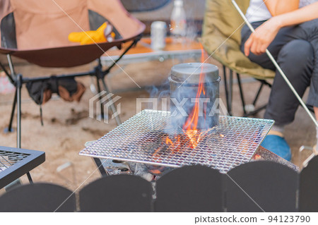 露營裝備篝火烹飪圖片素材 露營裝備篝火烹飪圖片素材 94123790