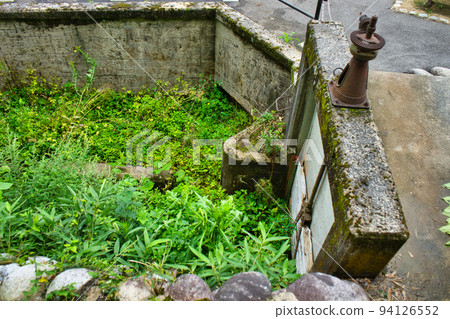 Higashiyama Cylindrical Water Tank in Higashiyama District, Uozu City, Toyama Prefecture and its surroundings 94126552
