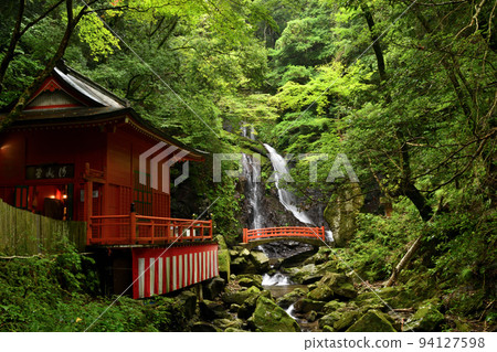 Gyoja no Taki (Inunakiyama Valley) [Izumisano City, Osaka Prefecture] 94127598