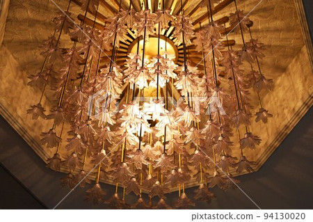flower shaped chandelier 94130020