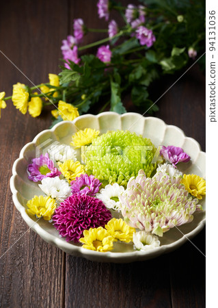 Hanasui chrysanthemum 94131036