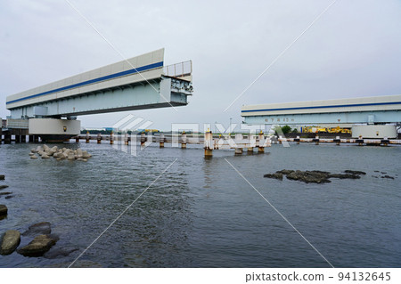 首都高速公路羽田線的羽田活動橋已停止運營 首都高速公路羽田線的羽田活動橋已停止運營 94132645