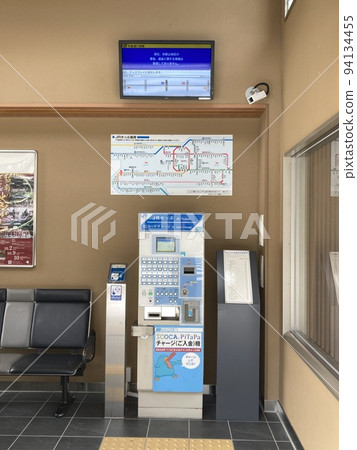 2022年9月10日拍攝的JR山中谷站時刻表 2022年9月10日拍攝的JR山中谷站時刻表 94134455