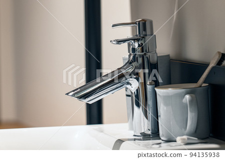 洗手盆龍頭 洗手盆龍頭 94135938