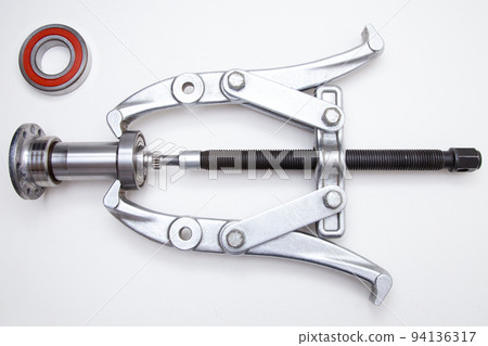 軸承更換工作 軸承更換工作 94136317