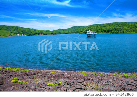 玉原湖 玉原水壩 湖景 初夏時節 玉原湖 玉原水壩 湖景 初夏時節 94142966