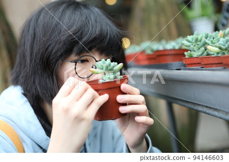女子 女子 94146603