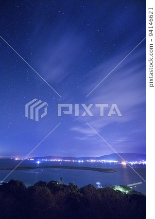 從天草靈北町富岡城看富岡半島的友崎夜景 從天草靈北町富岡城看富岡半島的友崎夜景 94146621