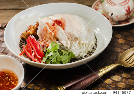 Khao man gai(泰式雞飯,泰國菜) Khao man gai(泰式雞飯,泰國菜) 94146977