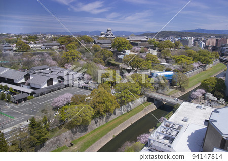 熊本城和城彩園與櫻花 94147814