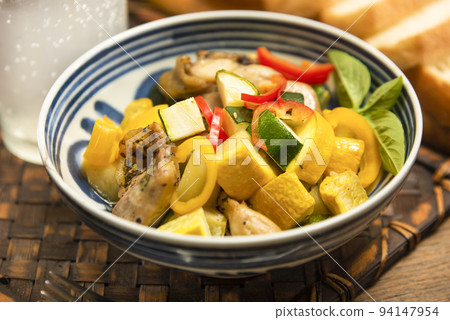 Stir-fried chicken with basil Thai food Stir-fried chicken with basil Thai food 94147954