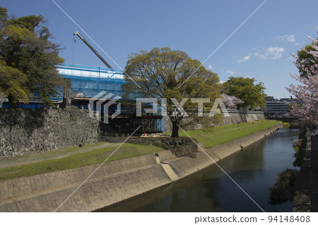熊本城春天的馬俱砲塔 94148408