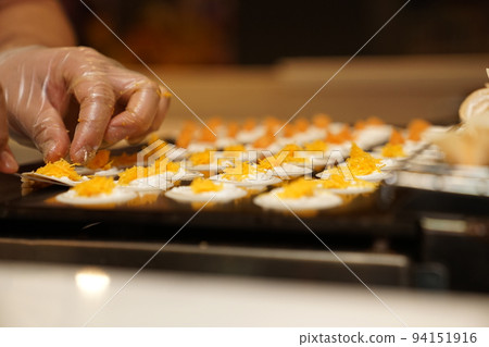 Cooking Fresh Thai Crispy Pancake., Bangkok, Thailand. Cooking Fresh Thai Crispy Pancake., Bangkok, Thailand. 94151916