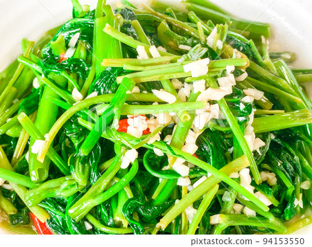 Chinese home-cooked garlic spinach (fried spinach) Chinese home-cooked garlic spinach (fried spinach) 94153550