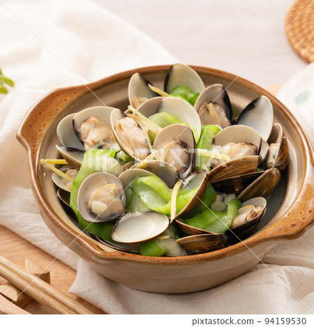 Fried Loofah gourd with Clam, Taiwanese homemade local food. 94159530