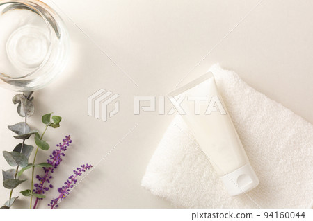 Image of organic cosmetics 94160044