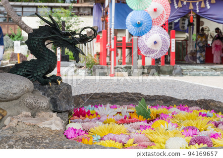 Beskoe Shrine's Hanasui (Chrysanthemum Festival), Nagoya City Beskoe Shrine's Hanasui (Chrysanthemum Festival), Nagoya City 94169657